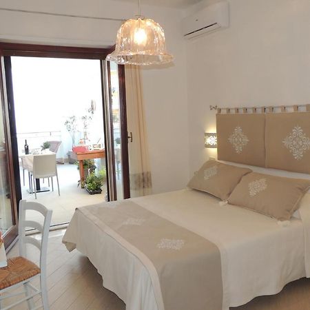 La Terrazza Bed & Breakfast Oristano Luaran gambar