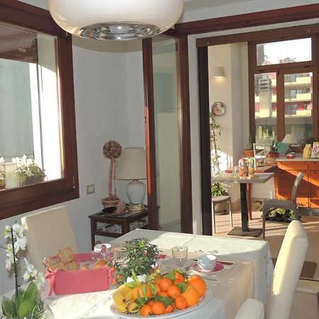 La Terrazza Bed & Breakfast Oristano Luaran gambar