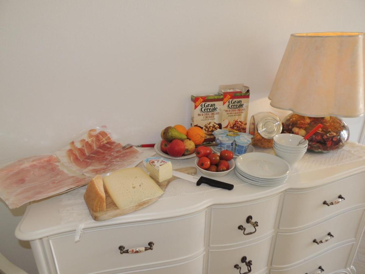 La Terrazza Bed & Breakfast Oristano Luaran gambar